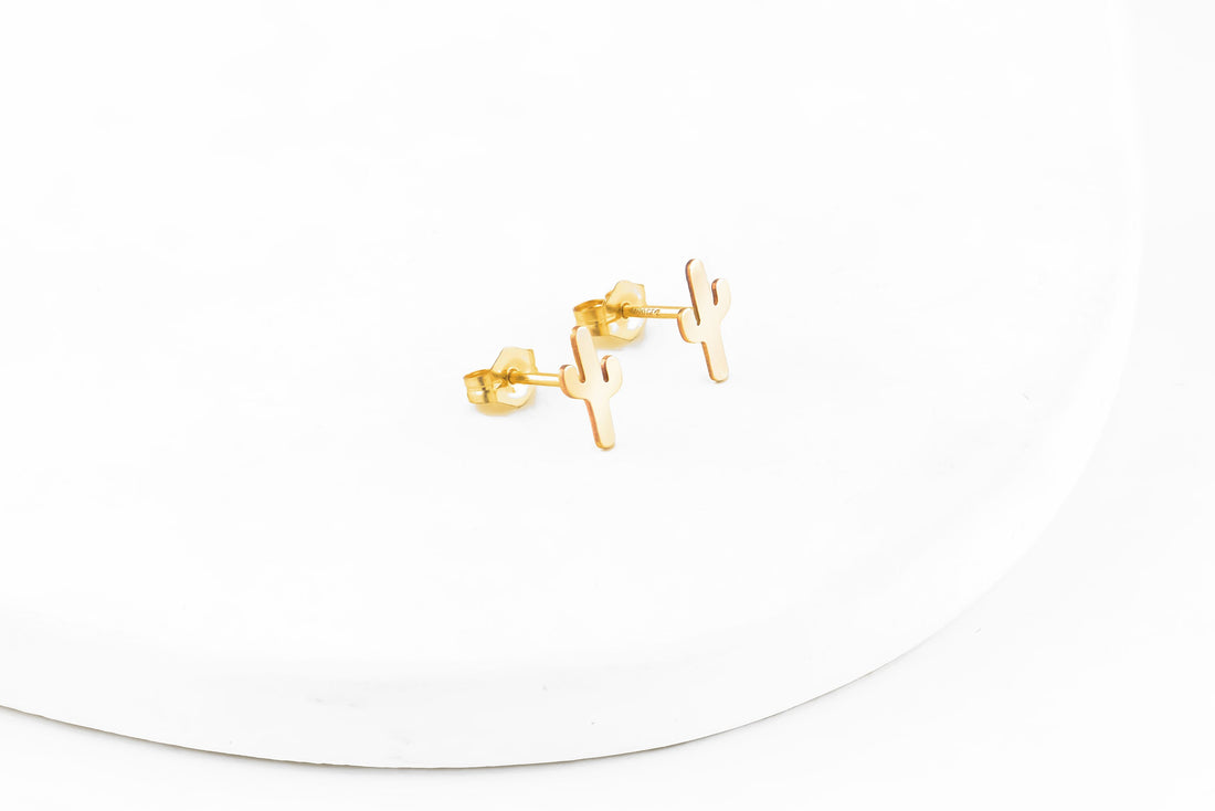 Dainty Cactus Stud