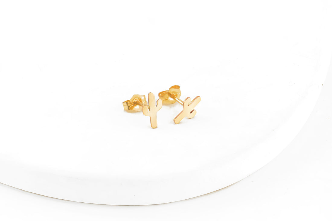 Dainty Cactus Stud
