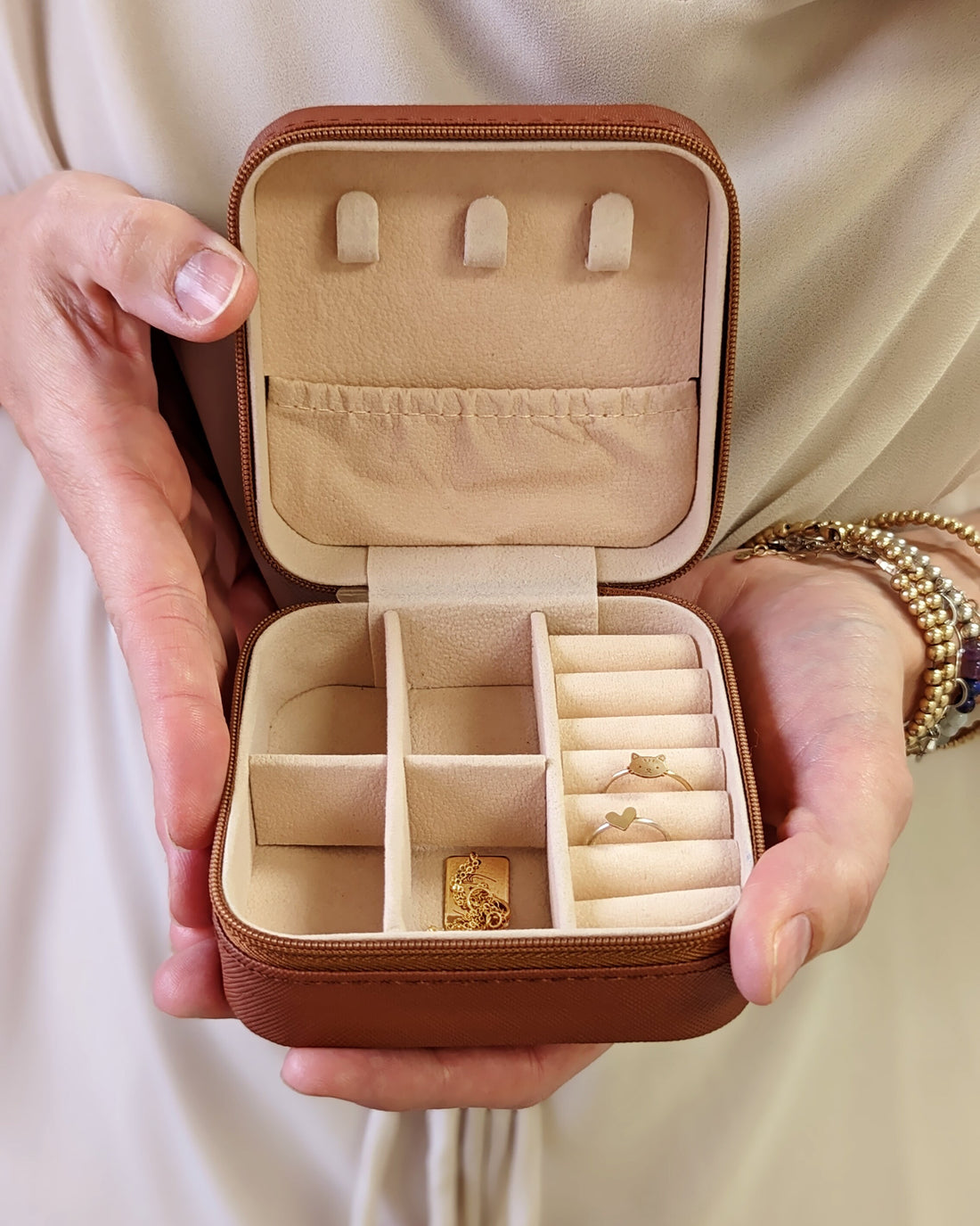 Custom Jewelry Travel