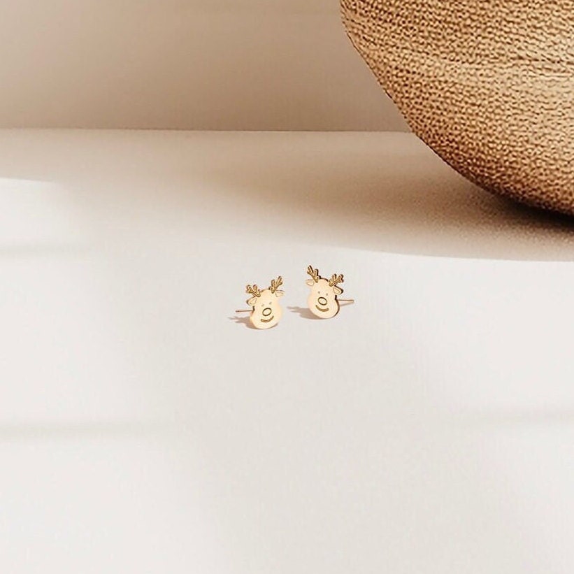 Reindeer Head Stud Earrings