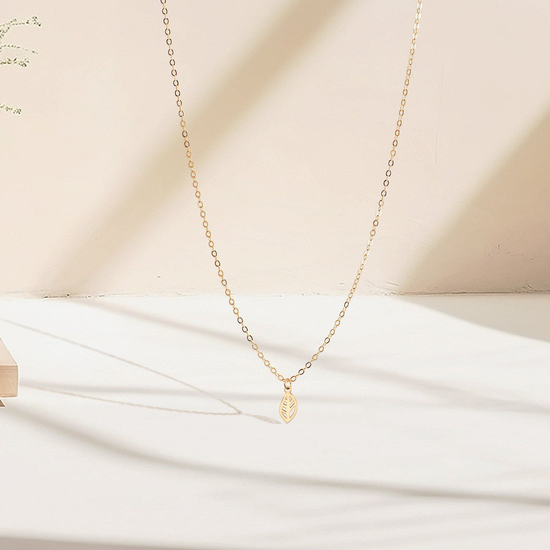 Cut-Out Leaf Pendant Necklace