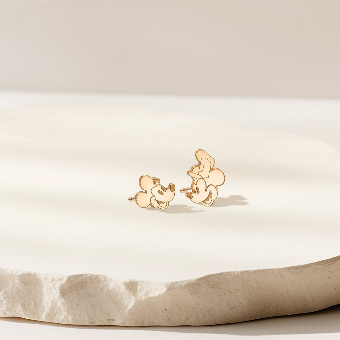 Minnie Mouse Stud Earrings