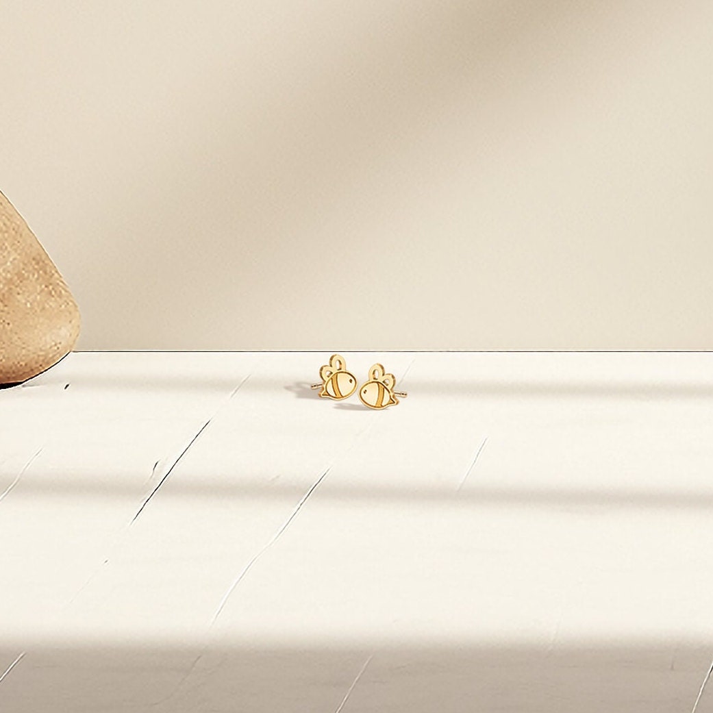 Cute Bee Stud Earrings