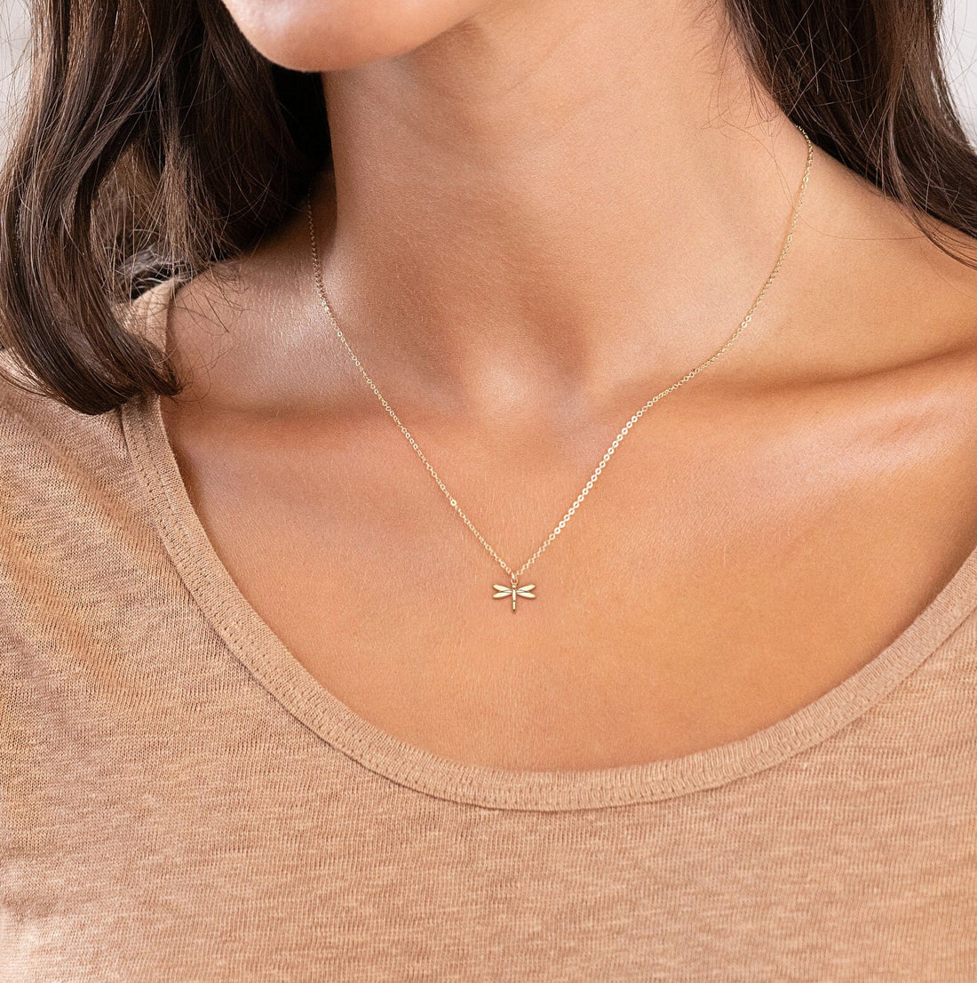 Dainty Dragonfly Pendant Necklace