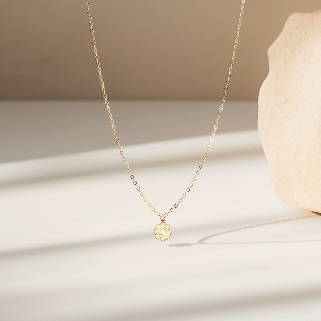 Flower Pendant Cable Necklace
