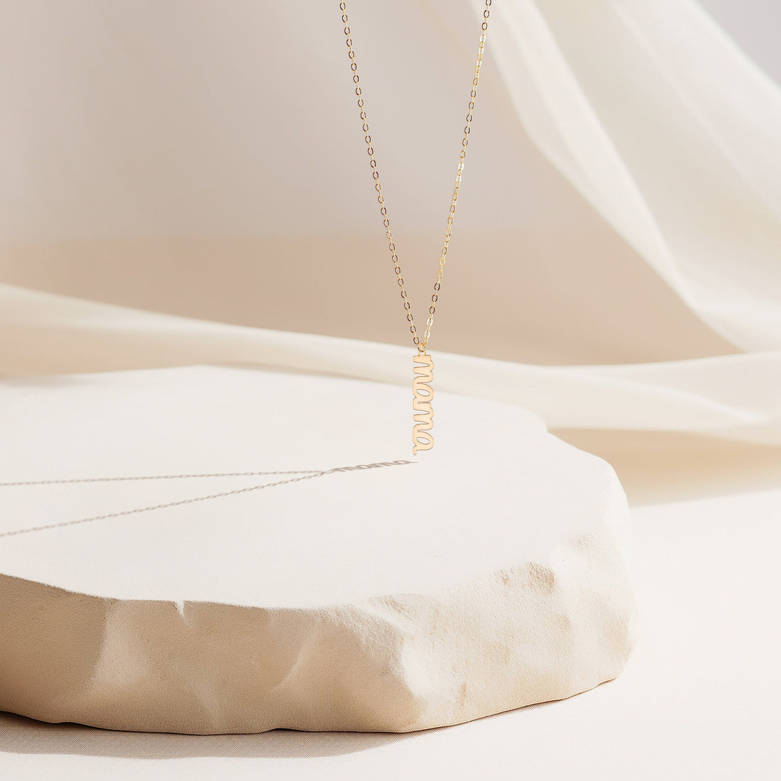 Mama Pendant Necklace