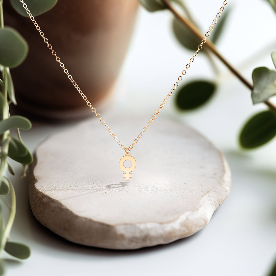 Female Symbol Pendant Necklace
