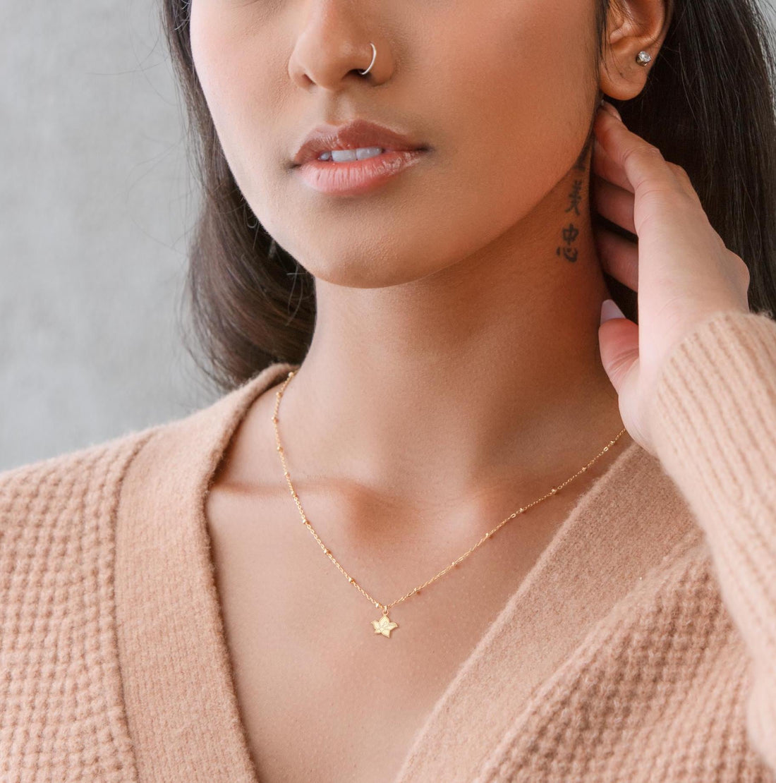 Orchid Pendant Beady Necklace