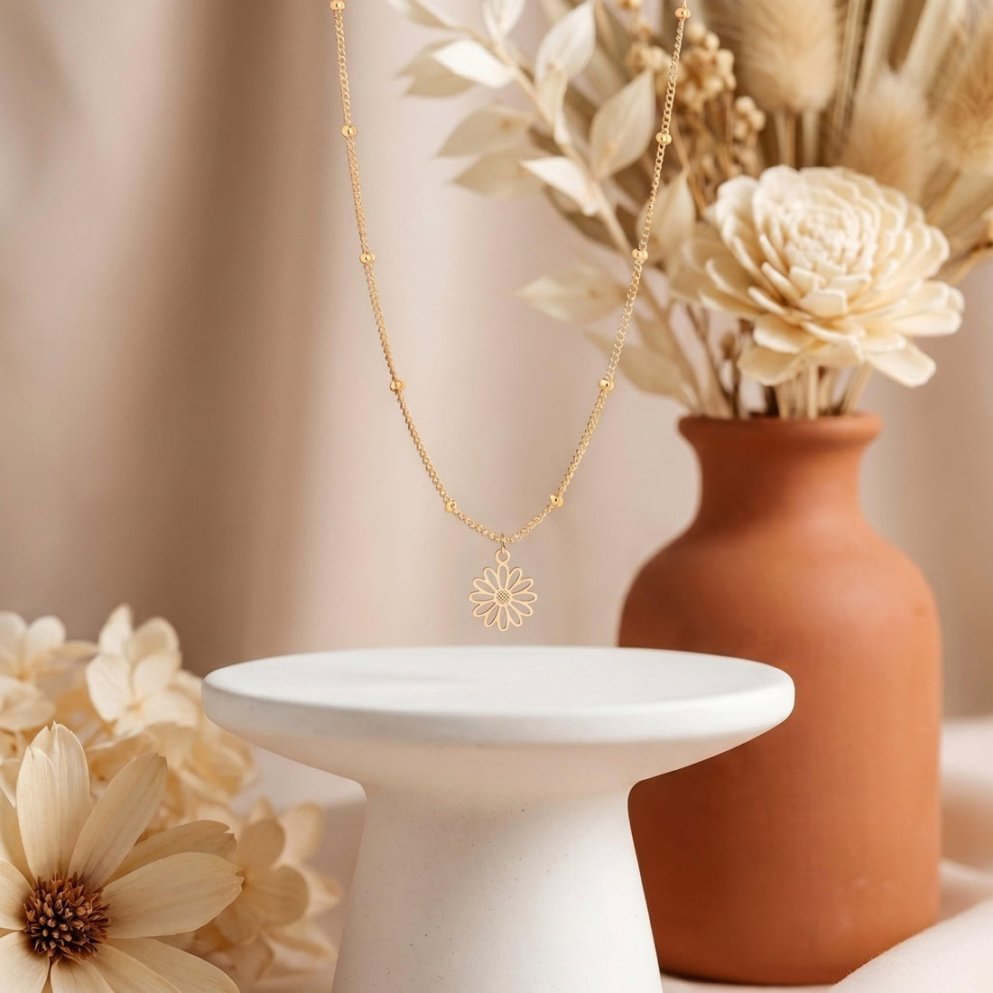 Daisy Flower Charm Necklace