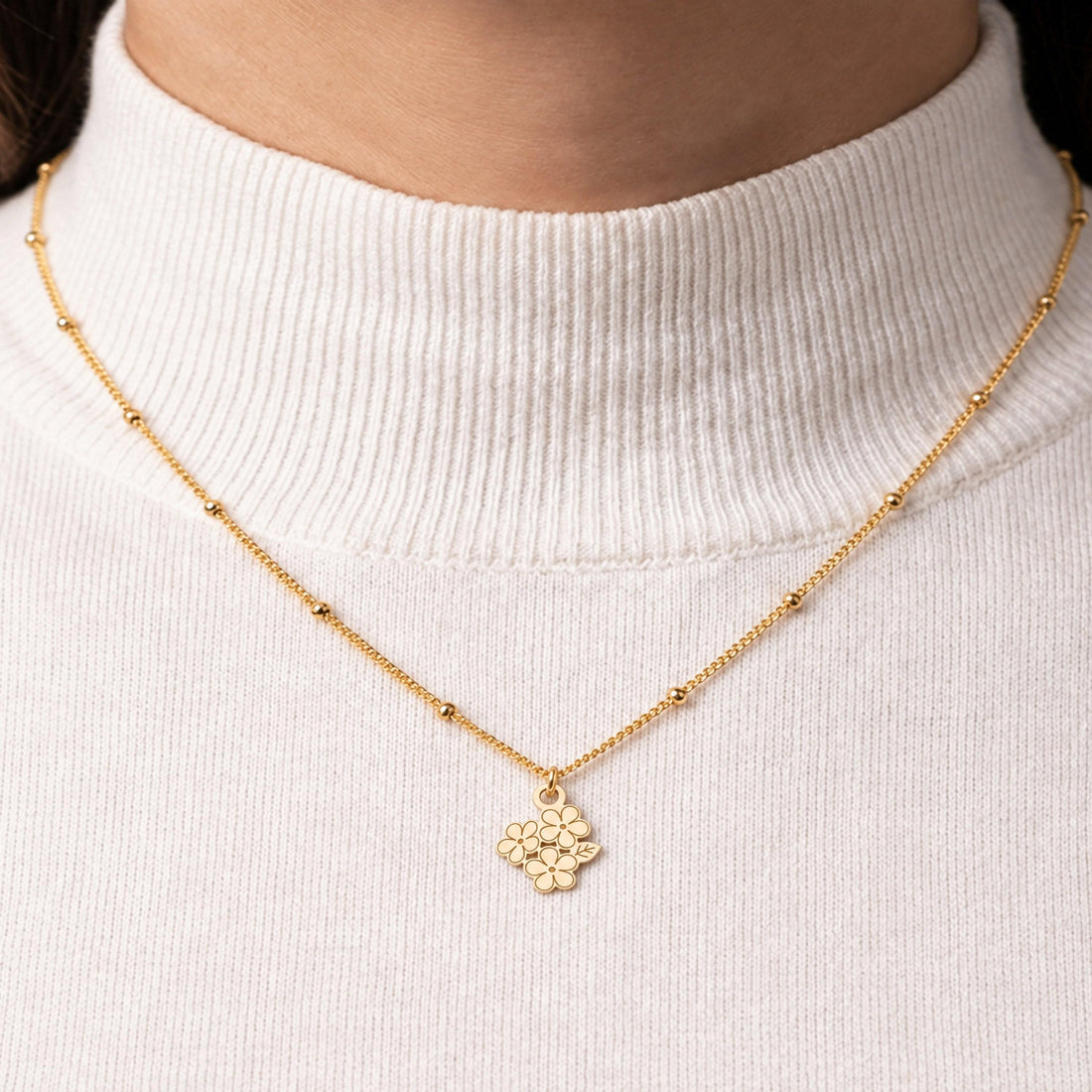 Daisy Cluster Charm Necklace