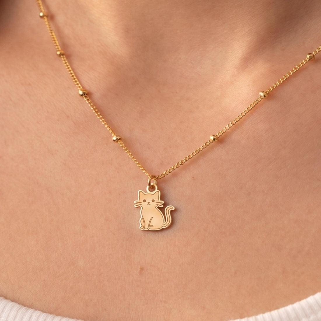 Sitting Cat Charm Necklace