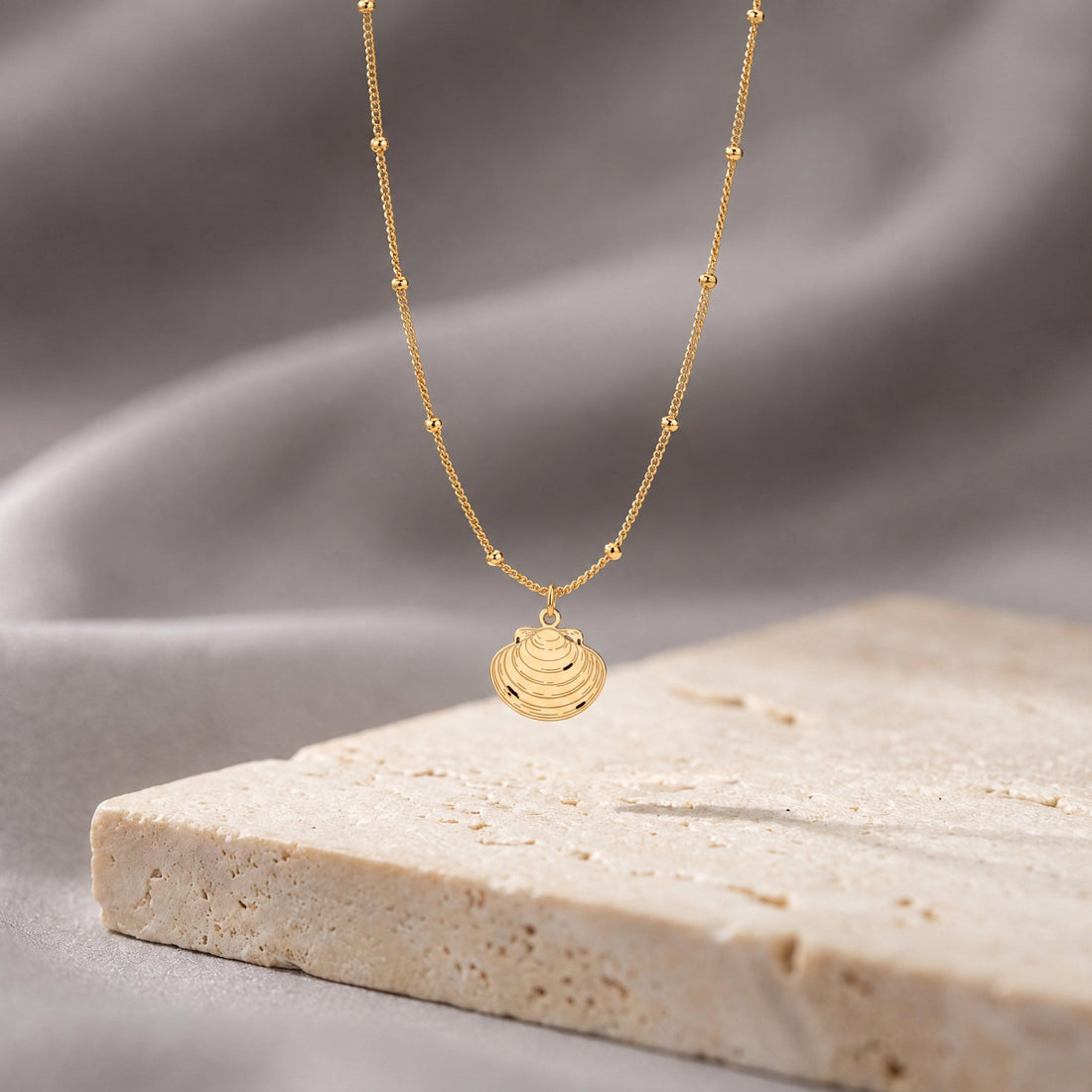 Scallop Shell Charm Necklace
