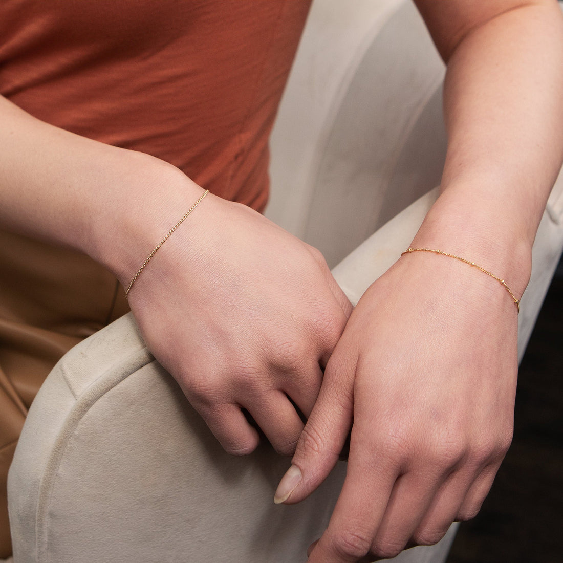 Gold Curb Chain Bracelet