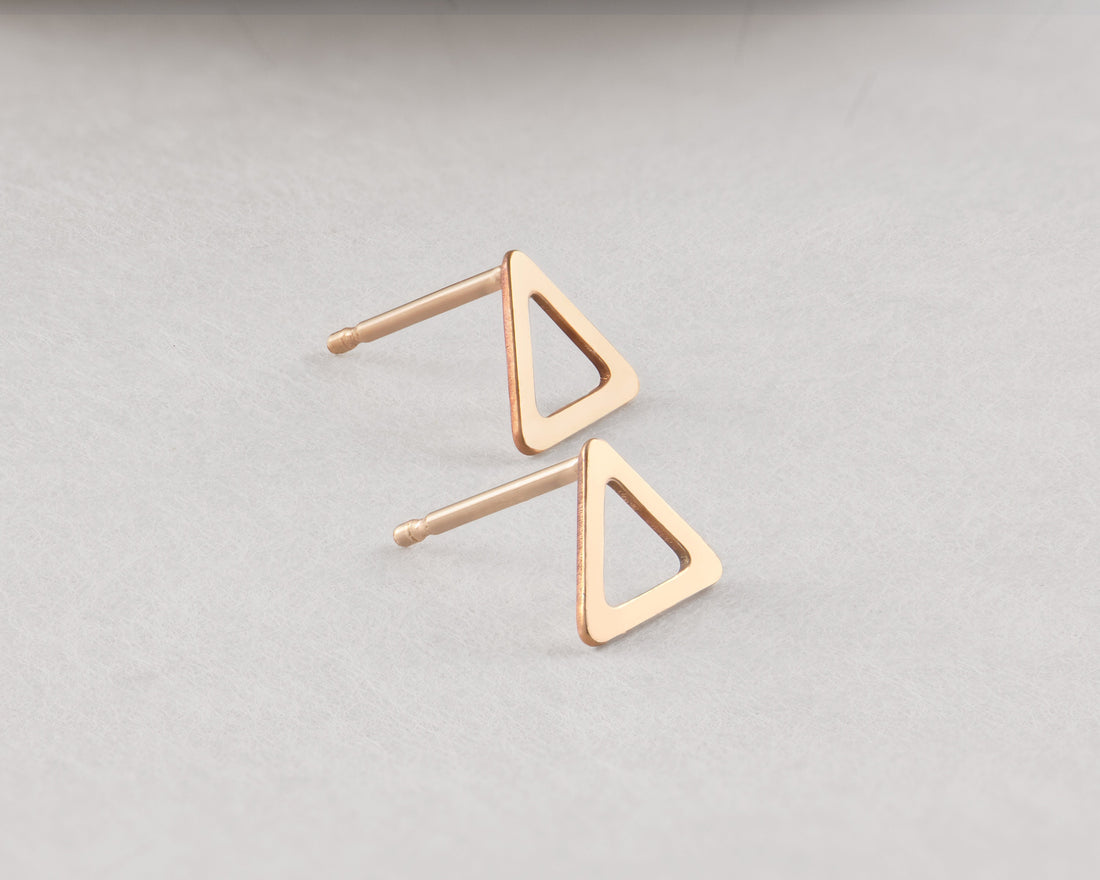 Triangle Earrings Gold