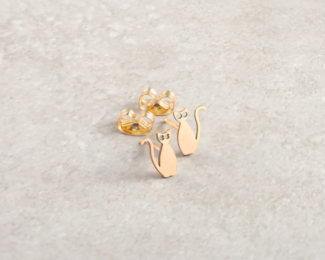 Cat Earring Gold