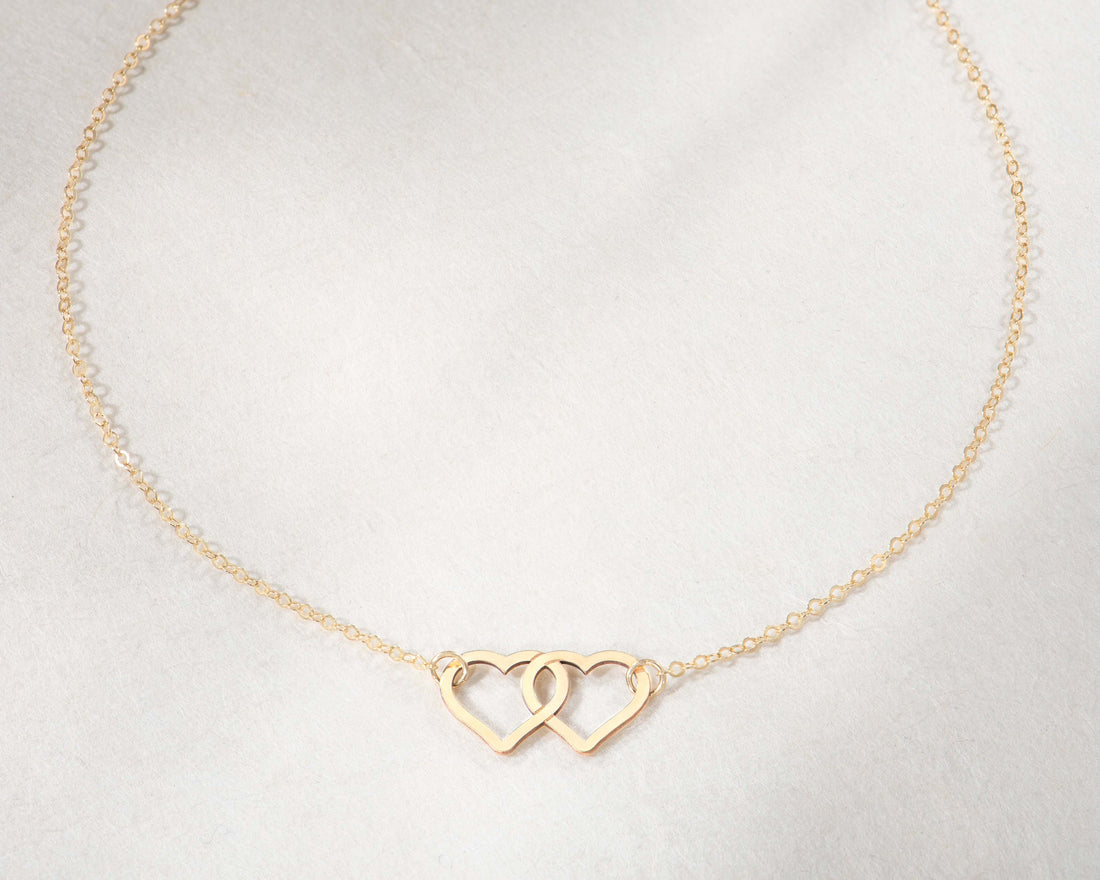 Interlocking Heart Pendant Necklace