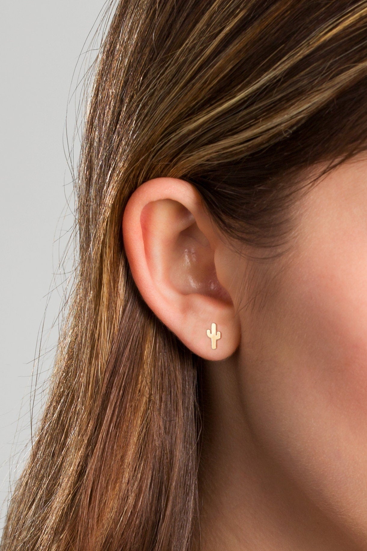 Dainty Cactus Stud