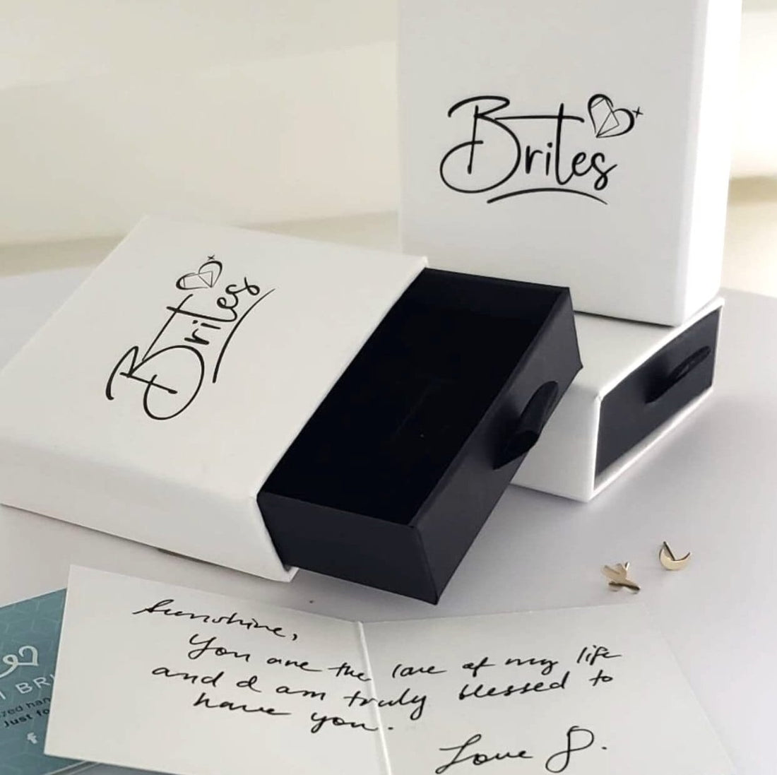 Geometric Fish Pendant Beady Necklace