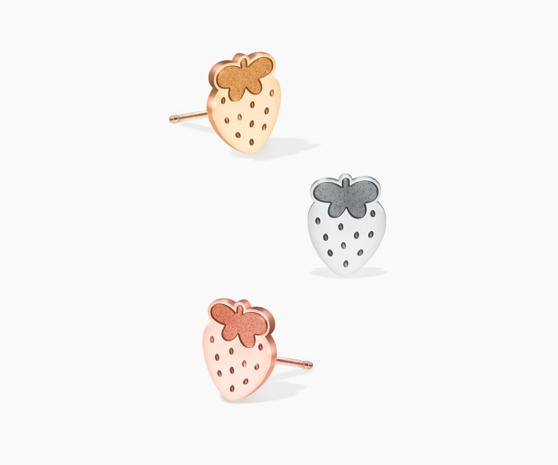 Strawberry Earring Gold