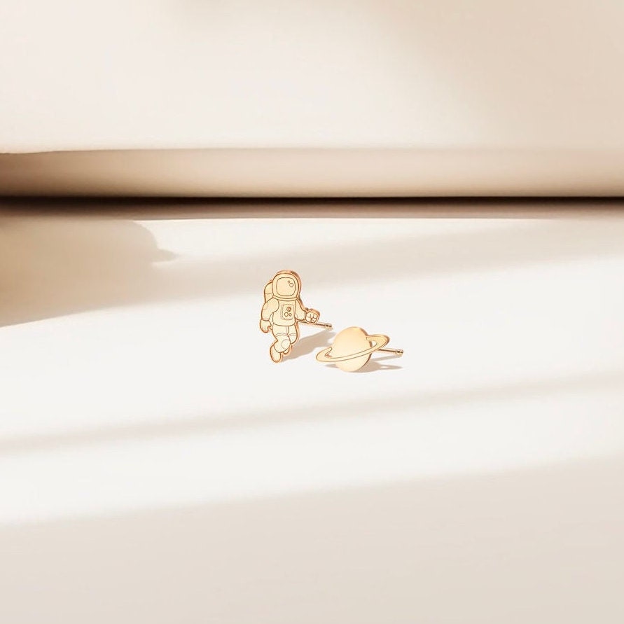 Astronaut Saturn Stud Earrings