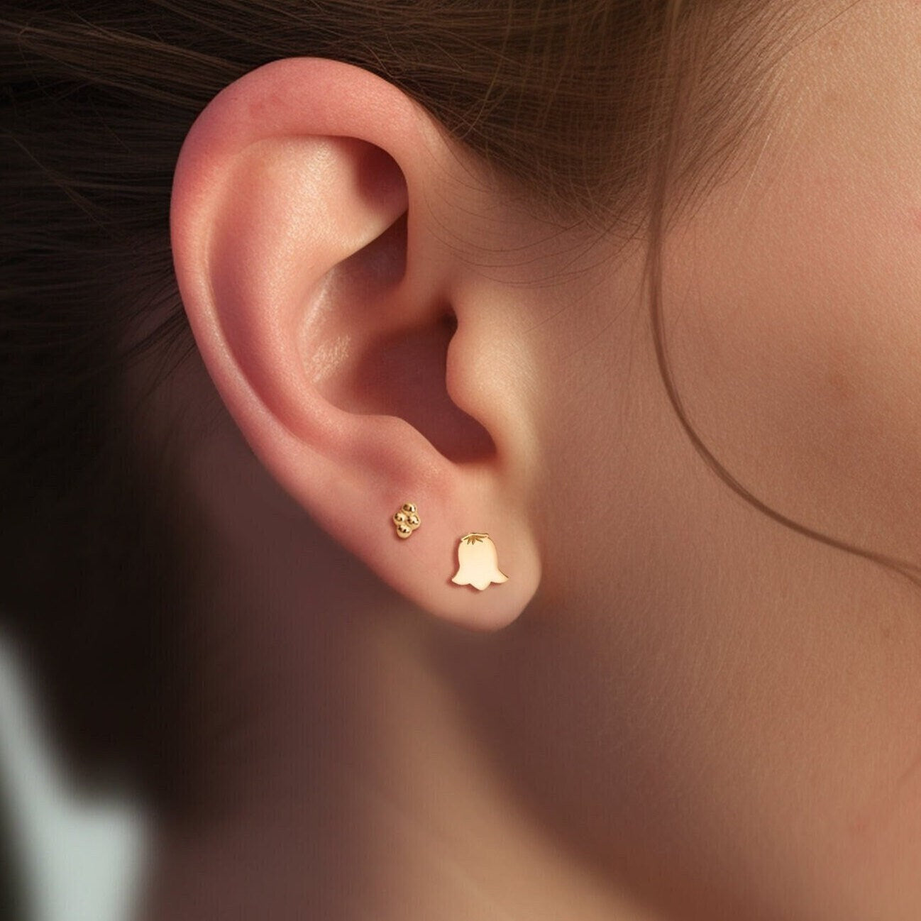 Drooping Flower Stud Earrings