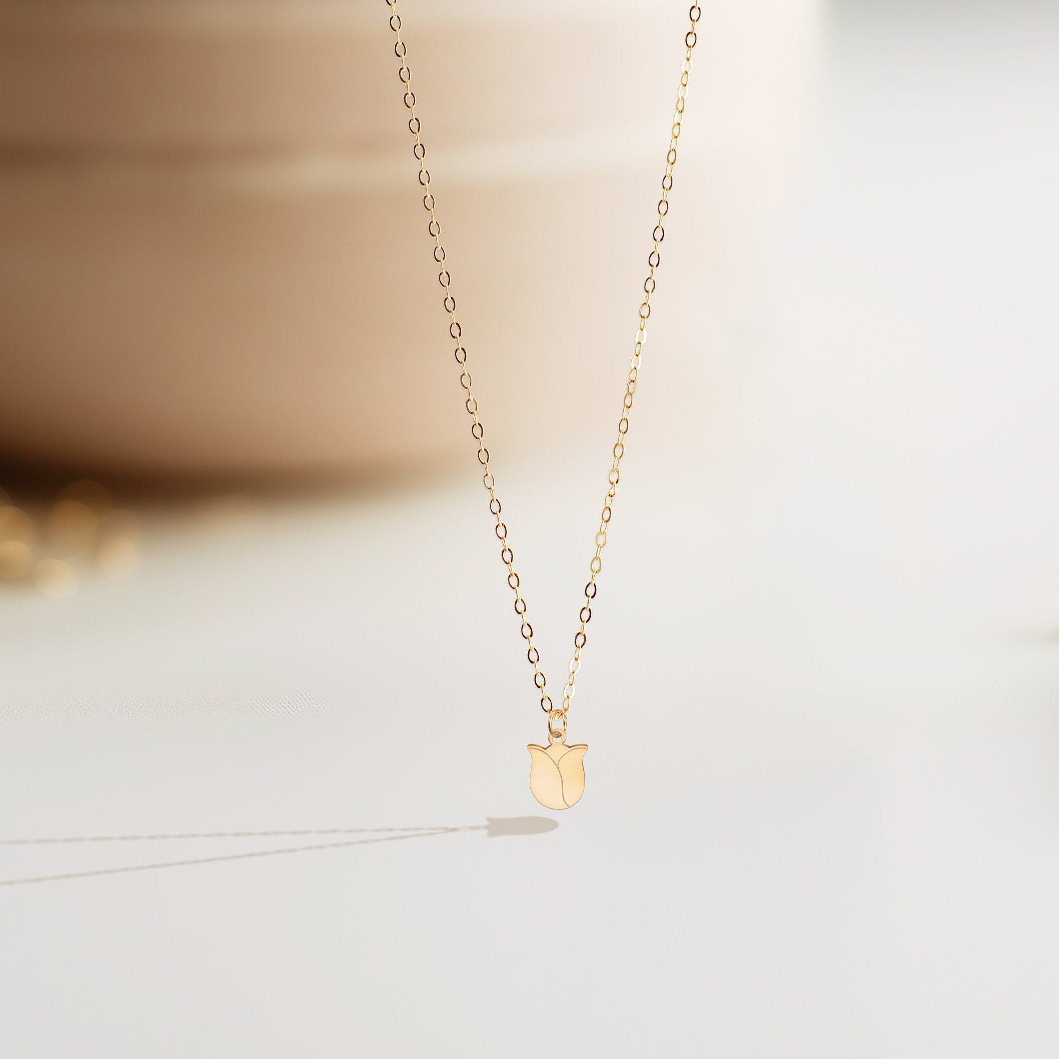 Tulip Pendant Necklace