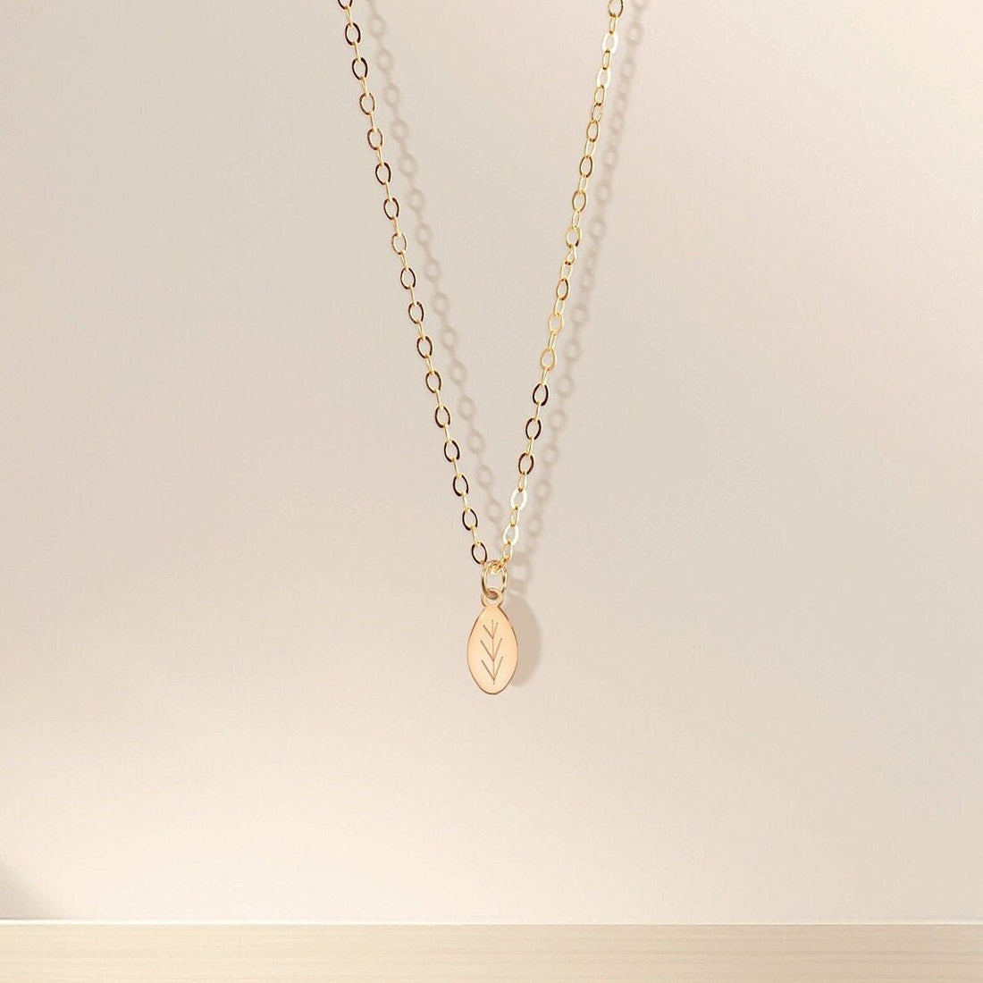 Leaf Necklace Gold