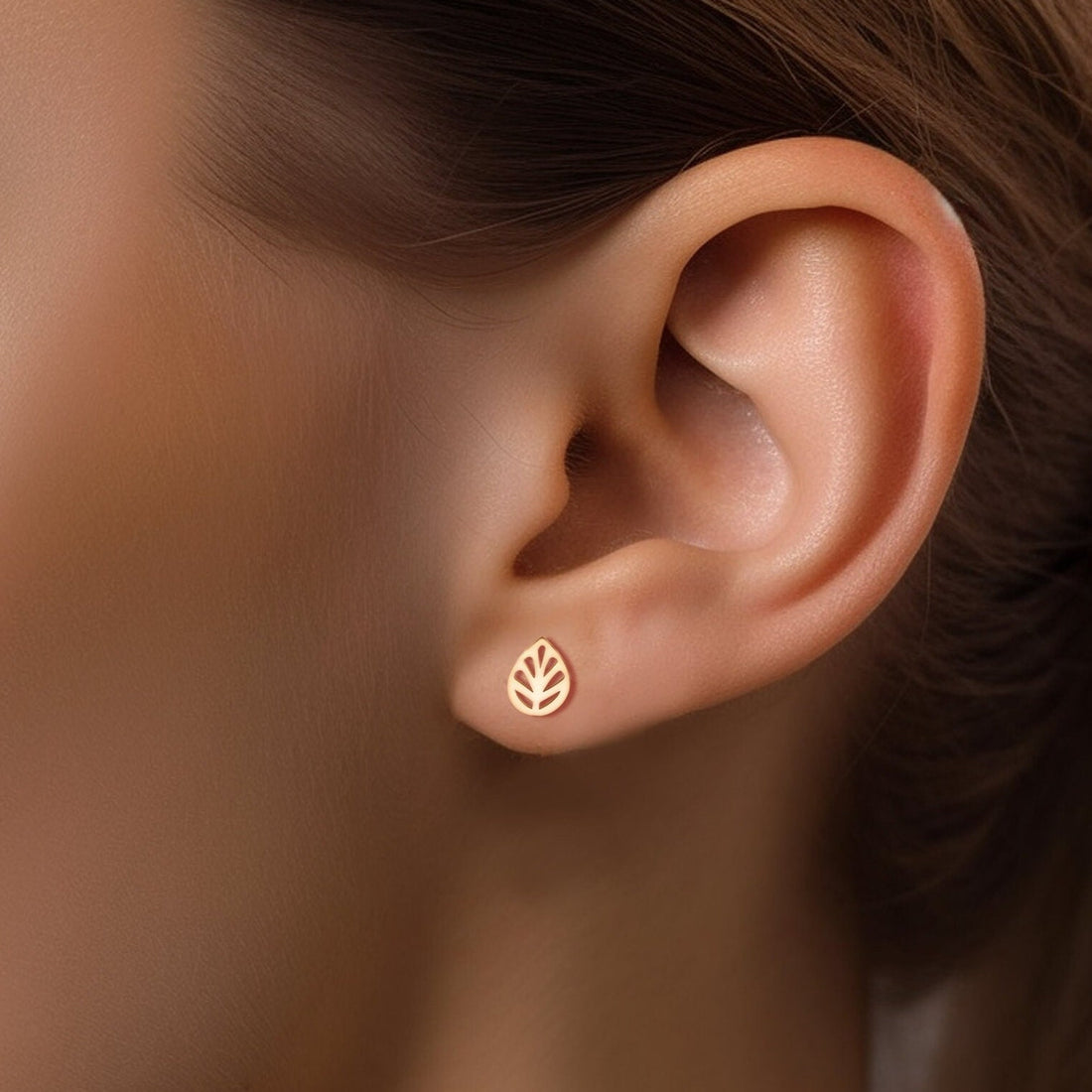 Teardrop Leaf Earring