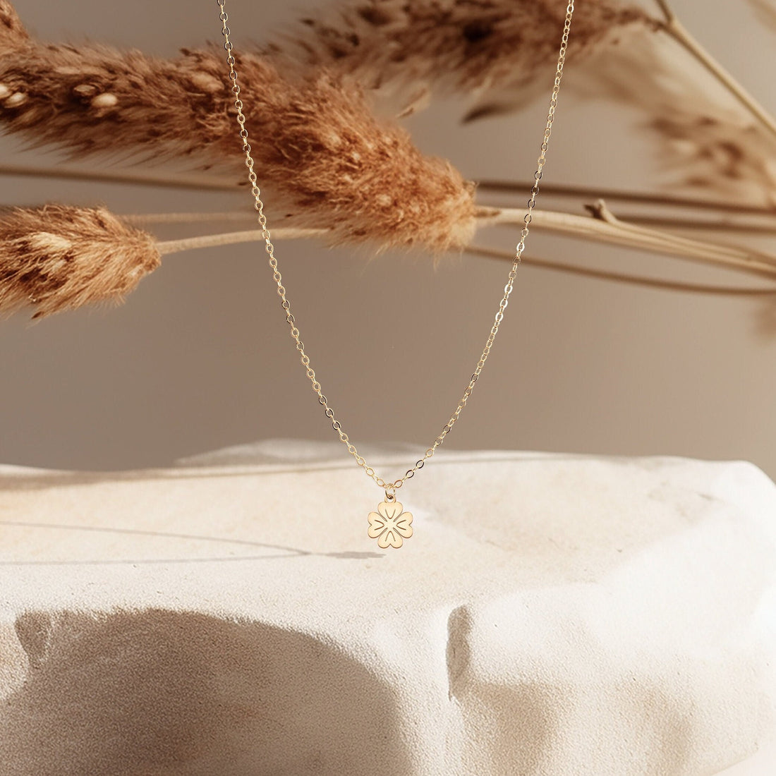 Clover Pendant Necklace