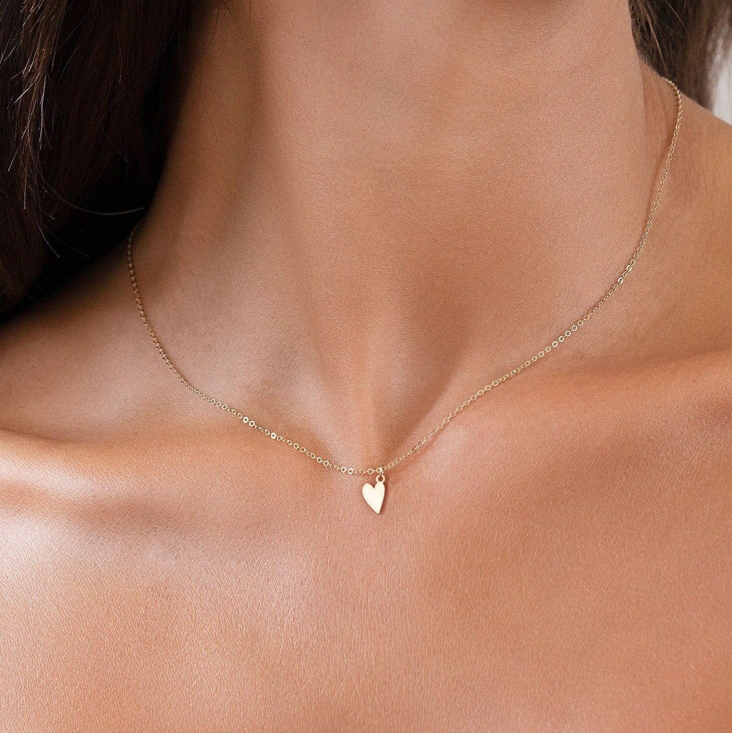 Slim Heart Pendant Necklace