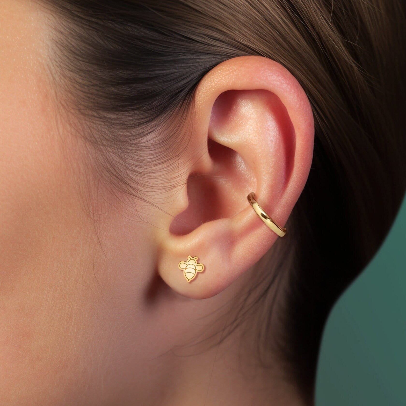 Classic Bee Earrings