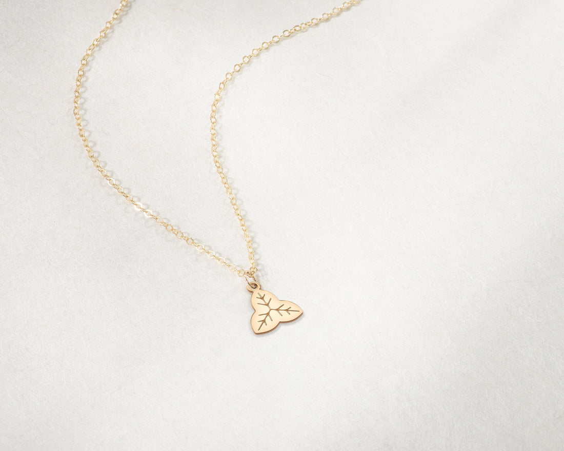 Clover Pendant Necklace
