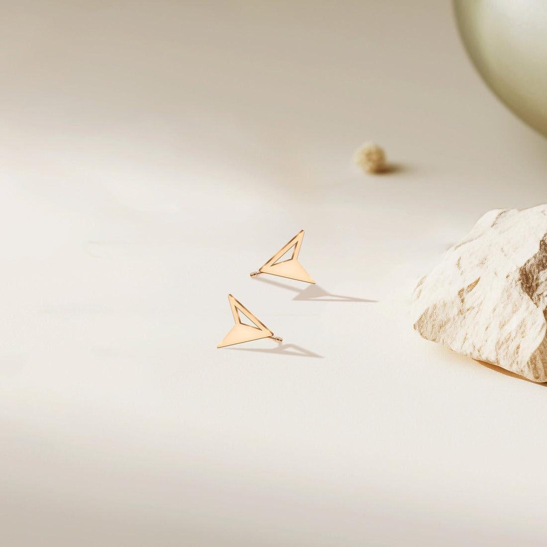 Gold Arrow Stud