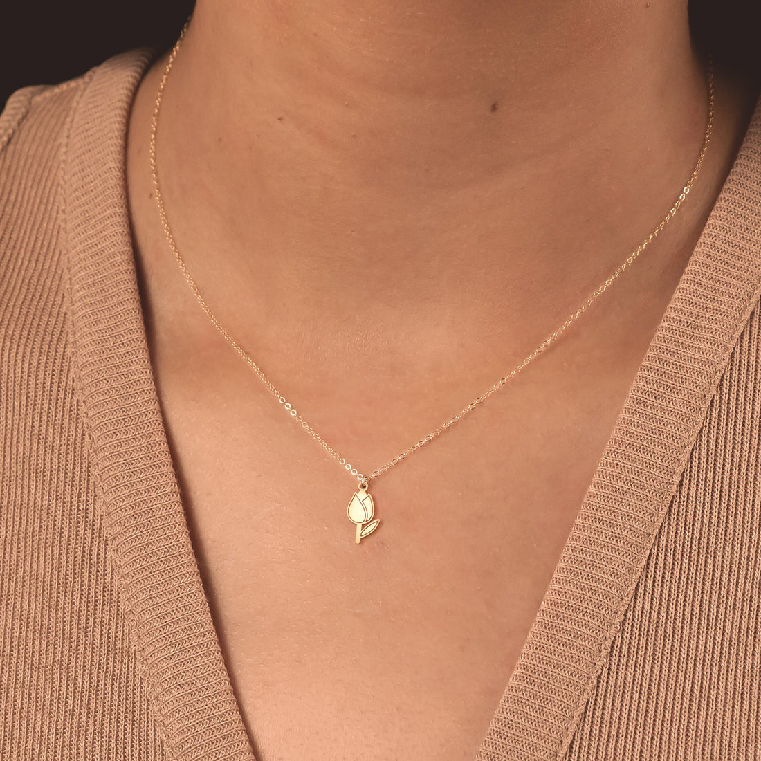 Tulip Pendant Necklace