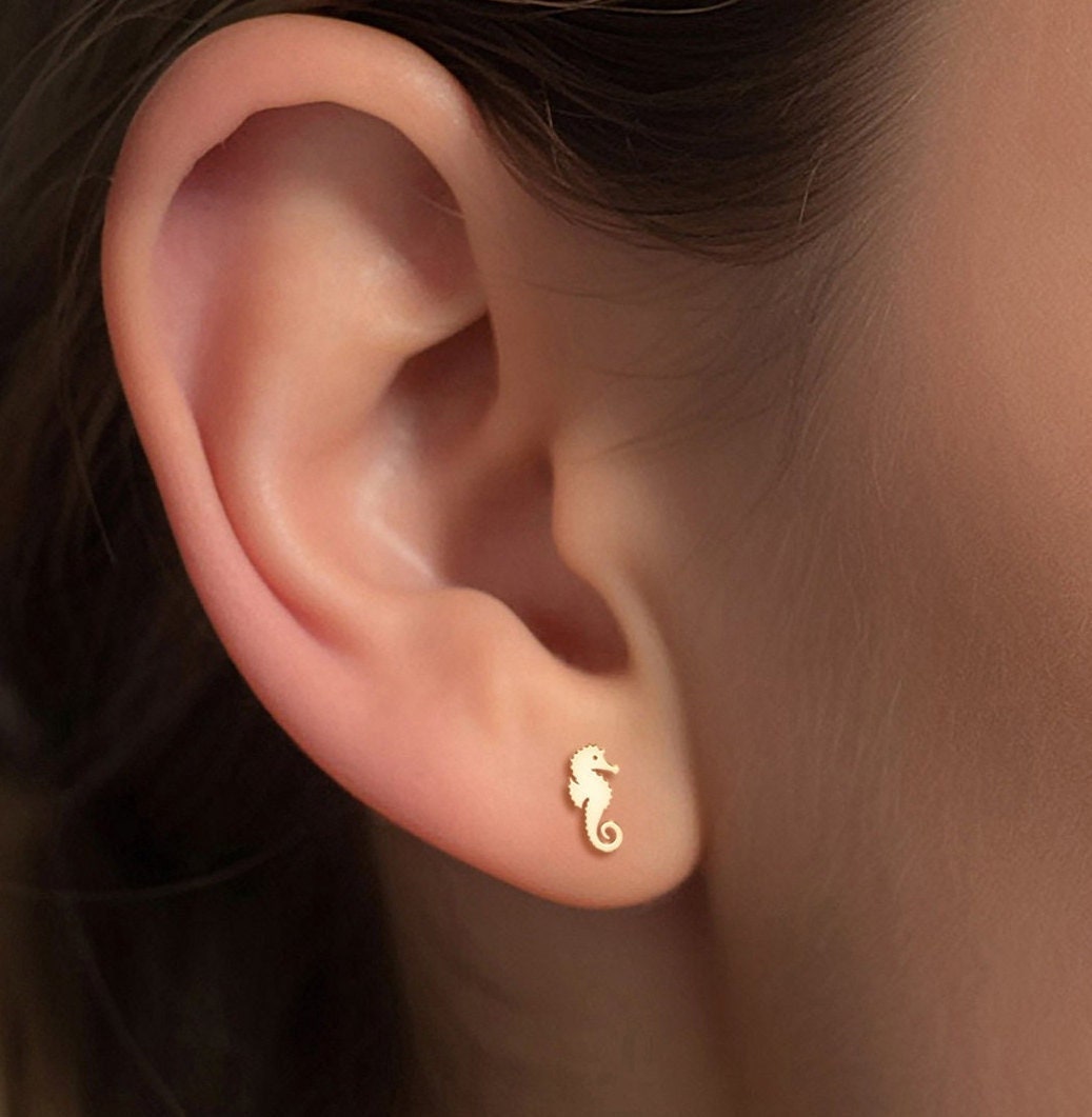 Seahorse Earring