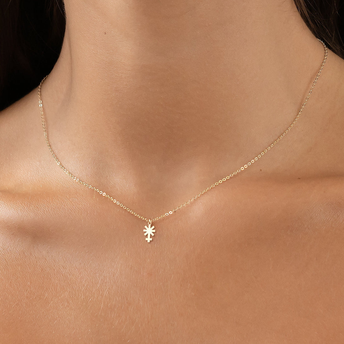 Letter V Pendant Necklace