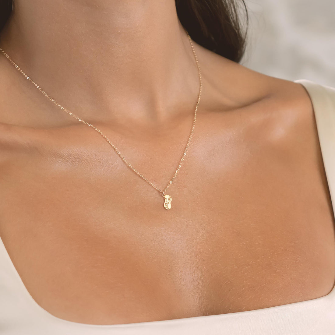 PEANUT: pendant