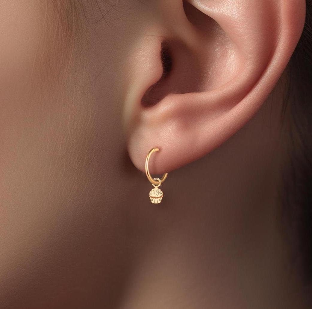 Cupcake Charm on