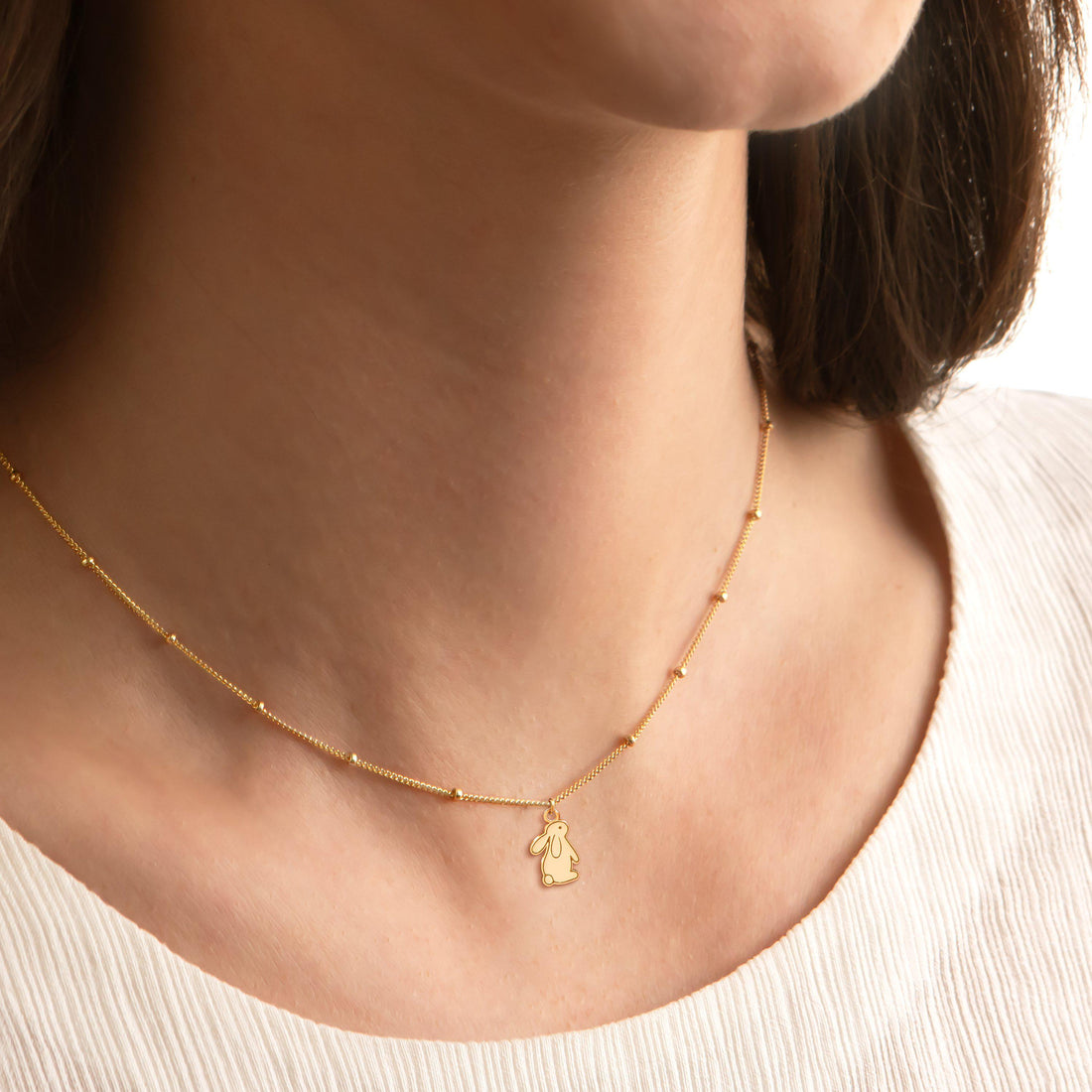 Elegant Rabbit Pendant Beady Necklace