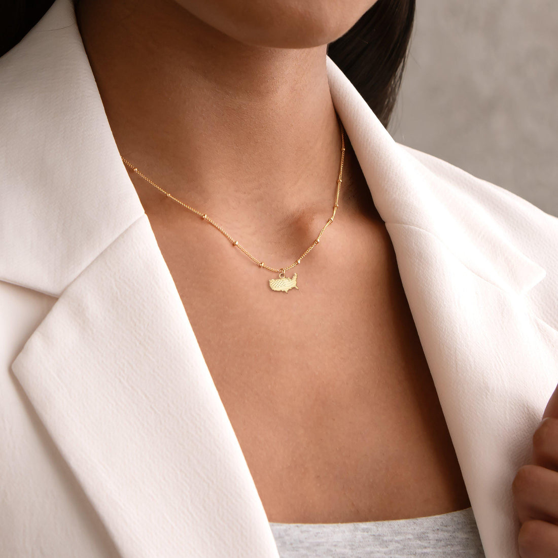 USA Map Pendant Beady Necklace