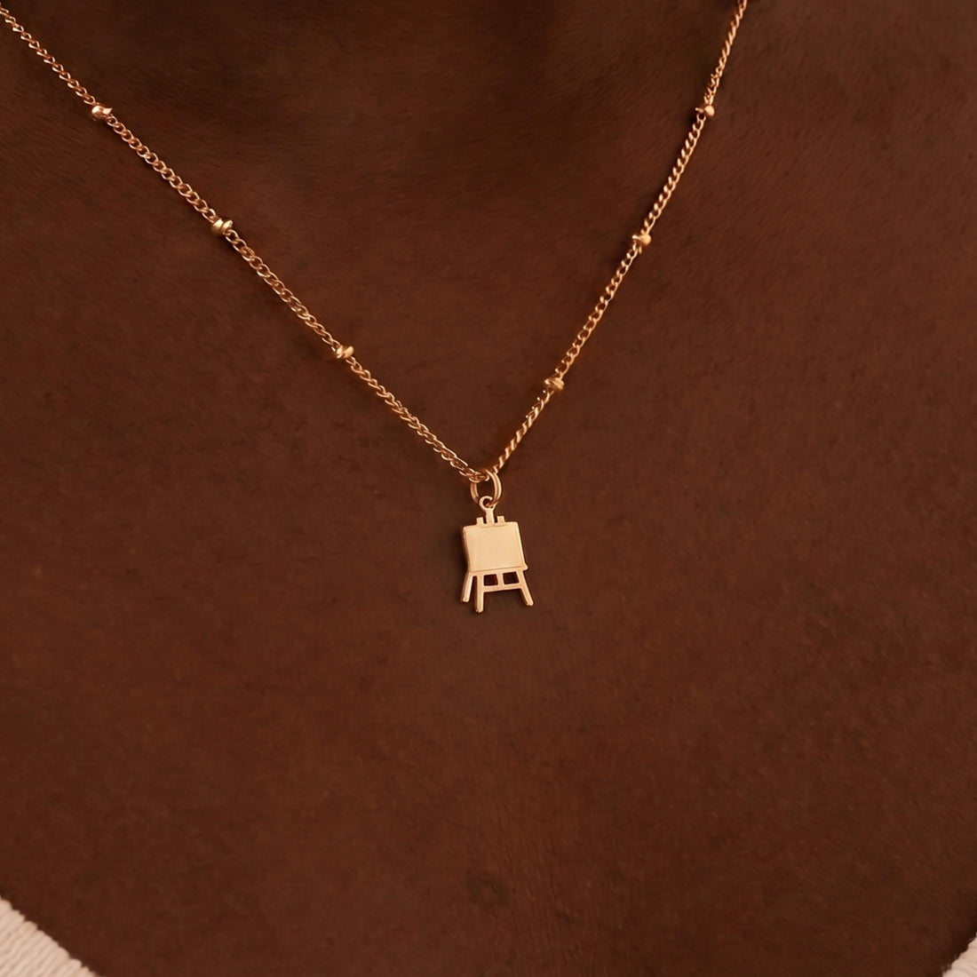 Artist Easel Beady Necklace