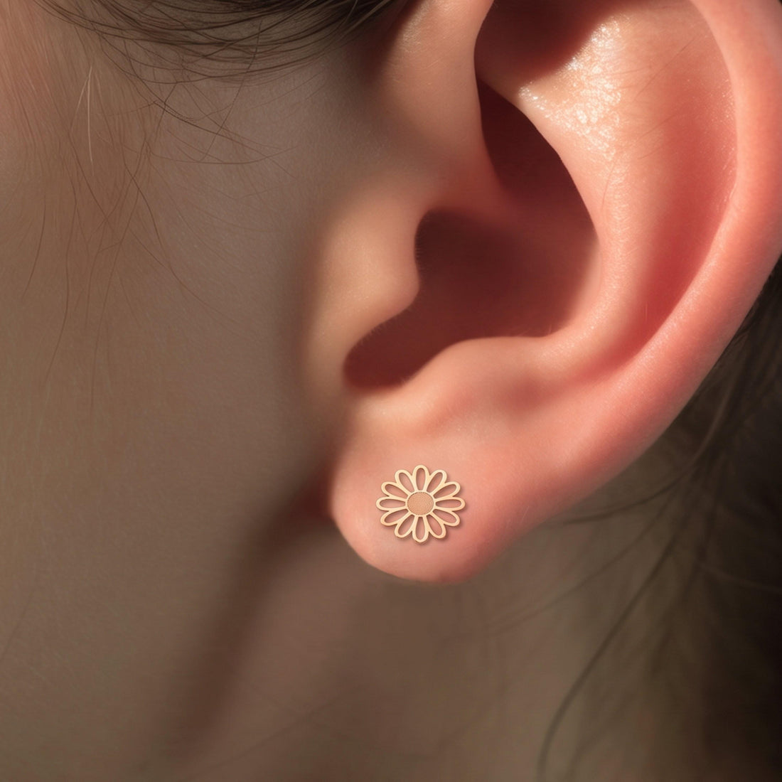 Daisy Flower Stud Earrings