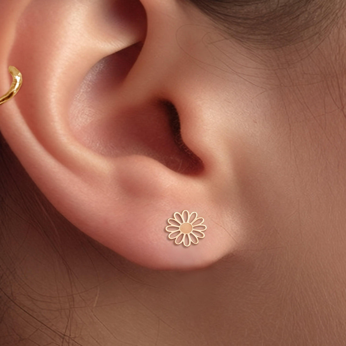 Daisy Flower Stud Earrings