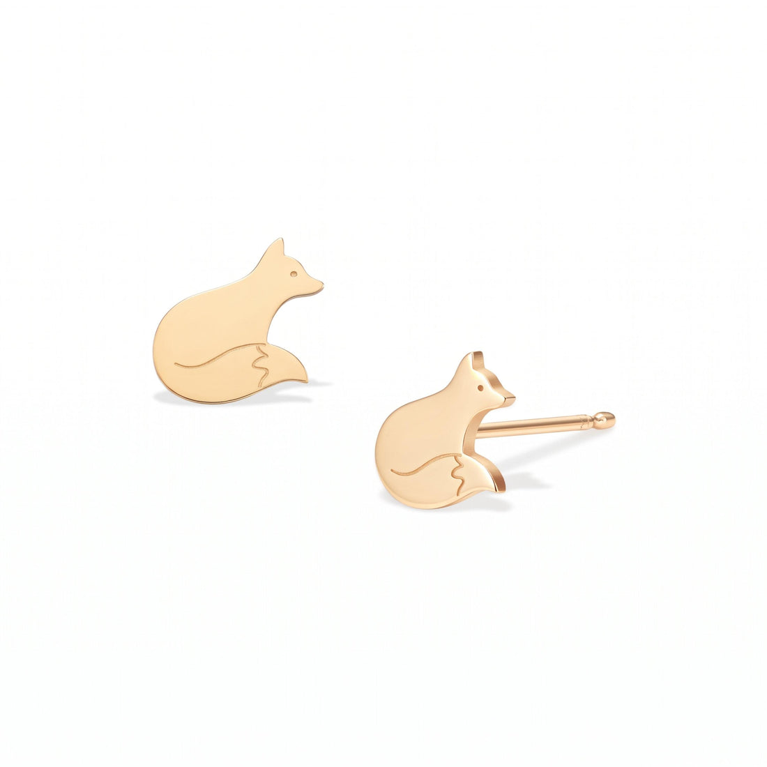 Curled Fox Stud Earrings