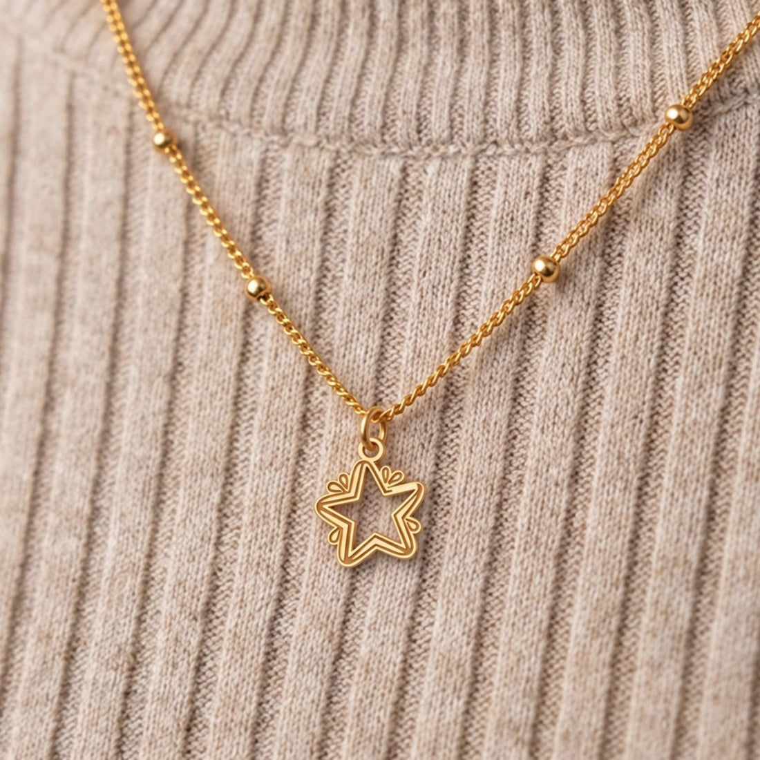 Open Center Star Charm Necklace