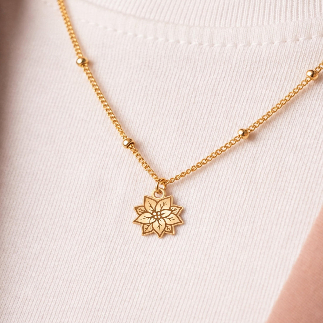 Poinsettia Charm Beady Necklace