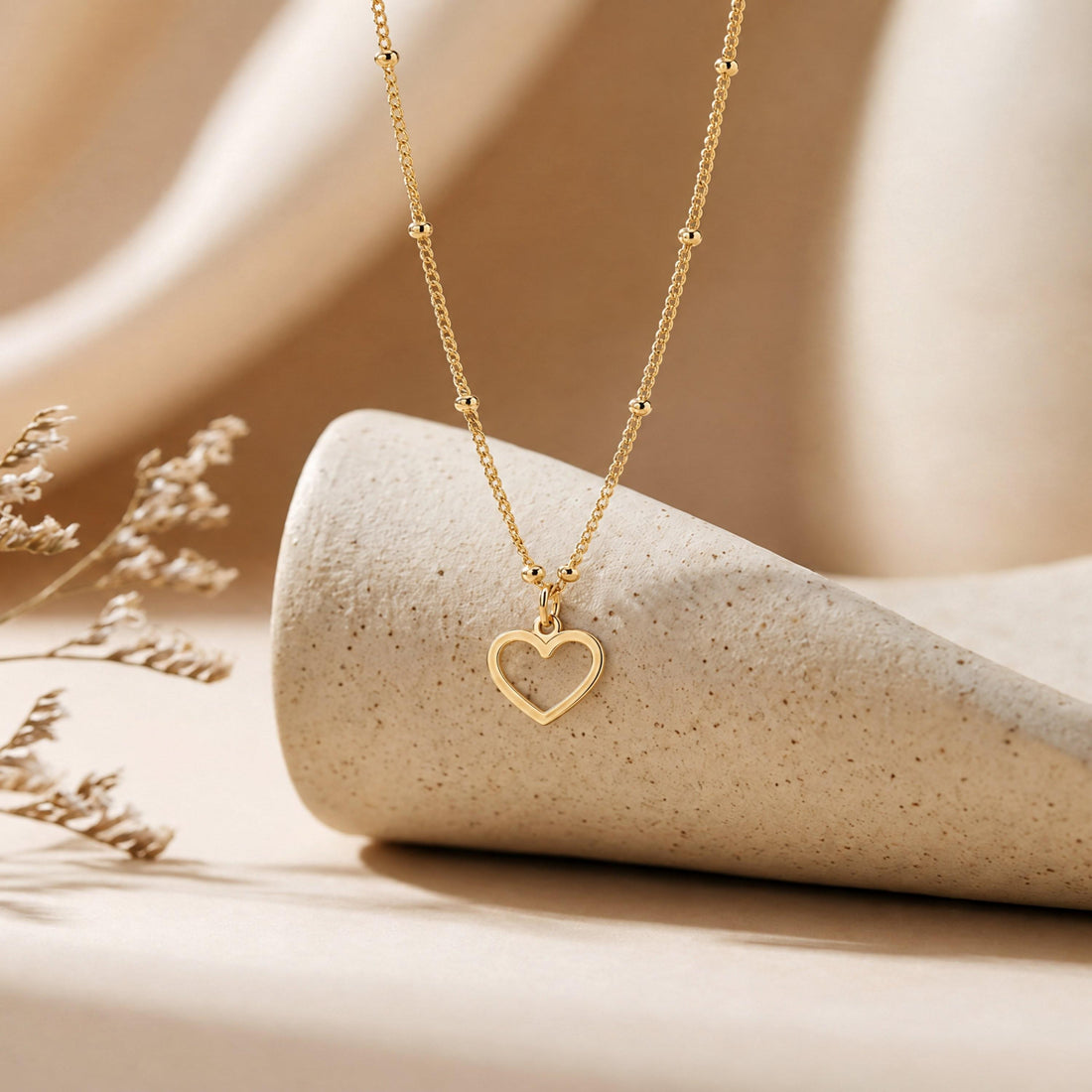 Heart Outline Beady Necklace