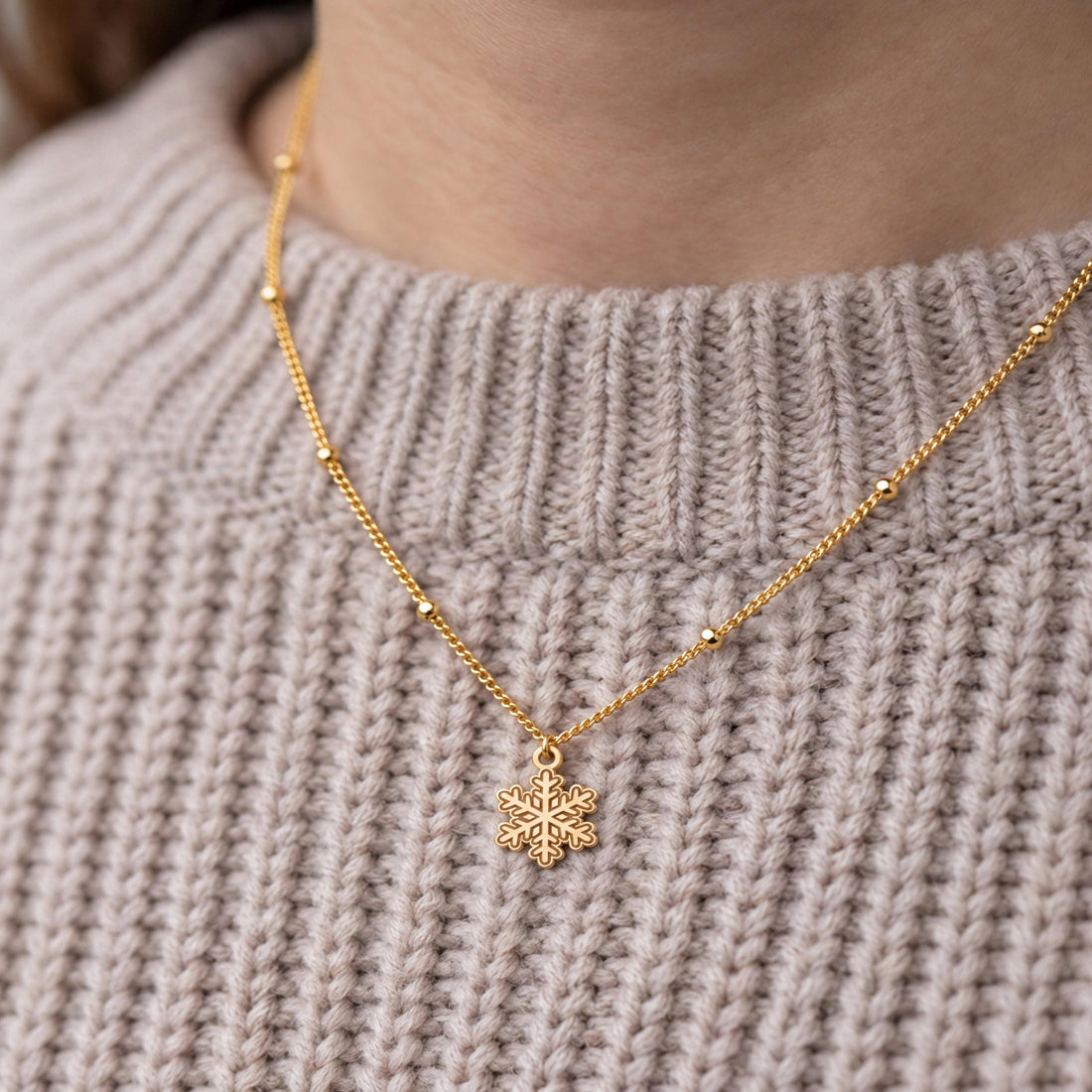 Snowflake Cutout Beady Necklace