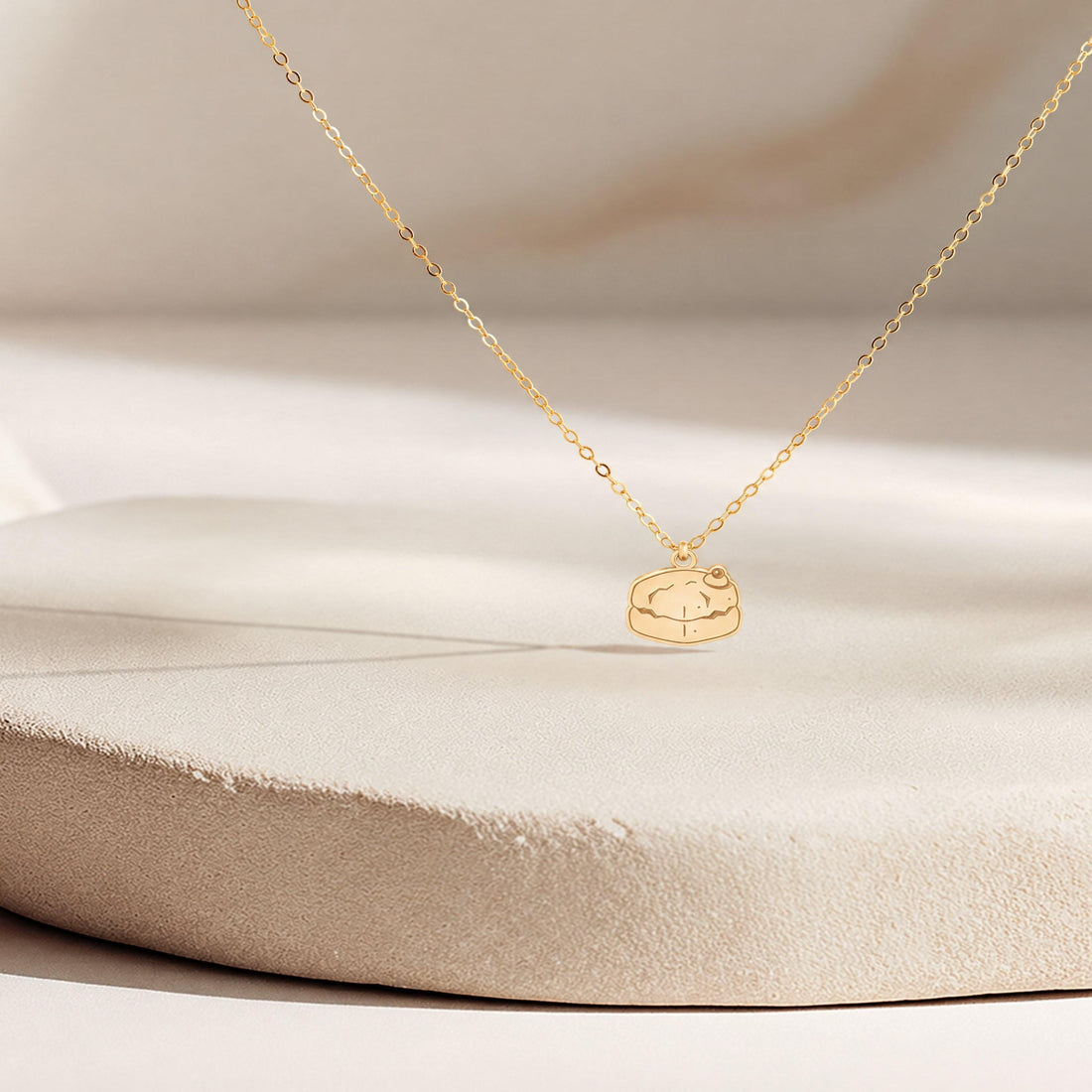 Round Scone Charm Necklace