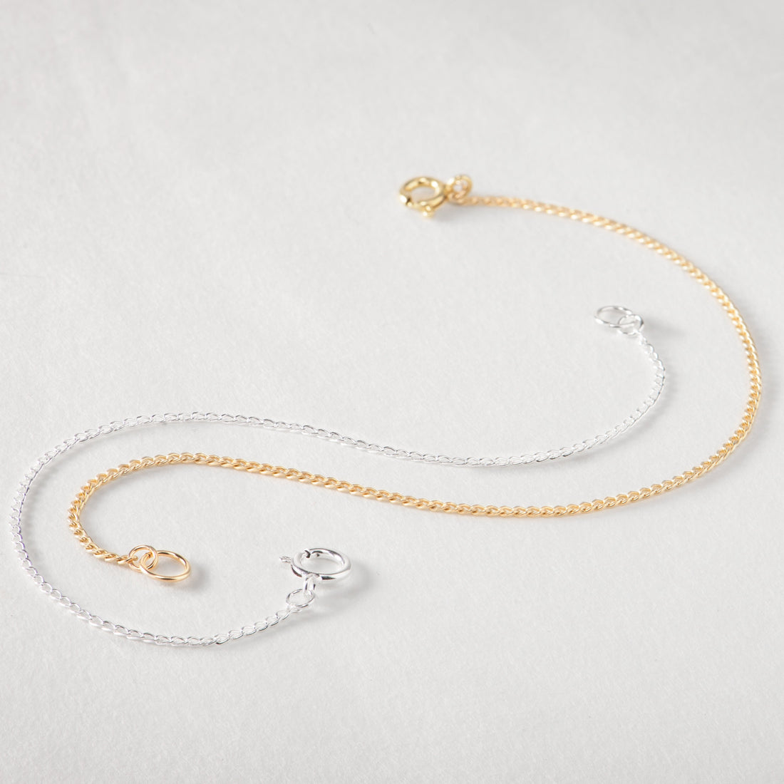 Gold Curb Chain Bracelet